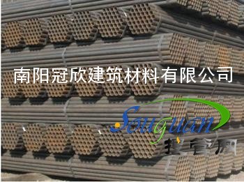 䓹